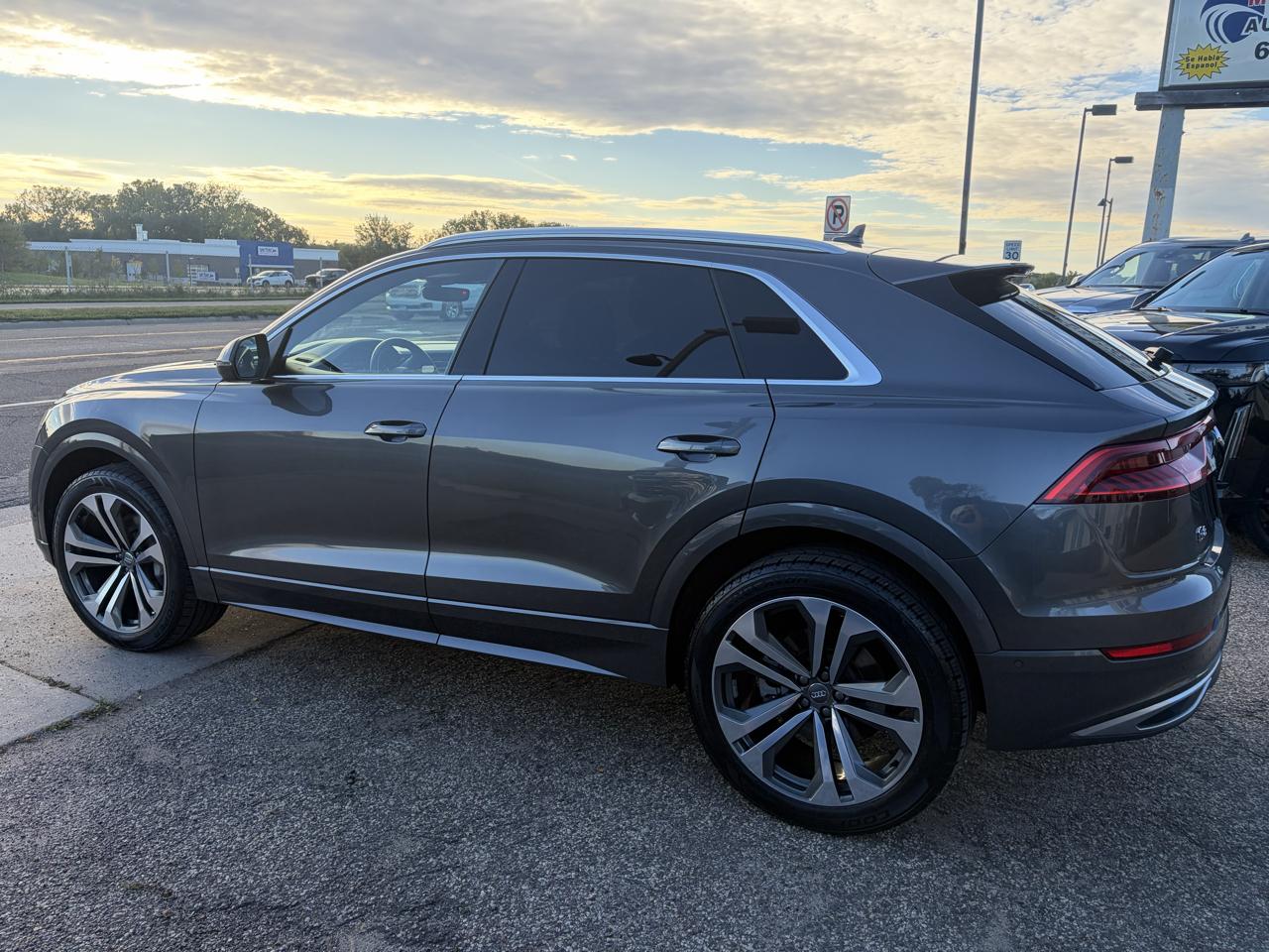 Audi Q8 photo 8