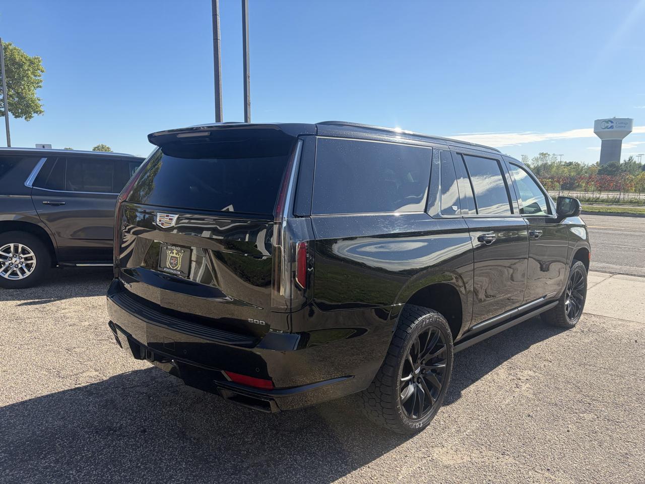Cadillac Escalade ESV 4WD 4dr Sport Platinum 2021