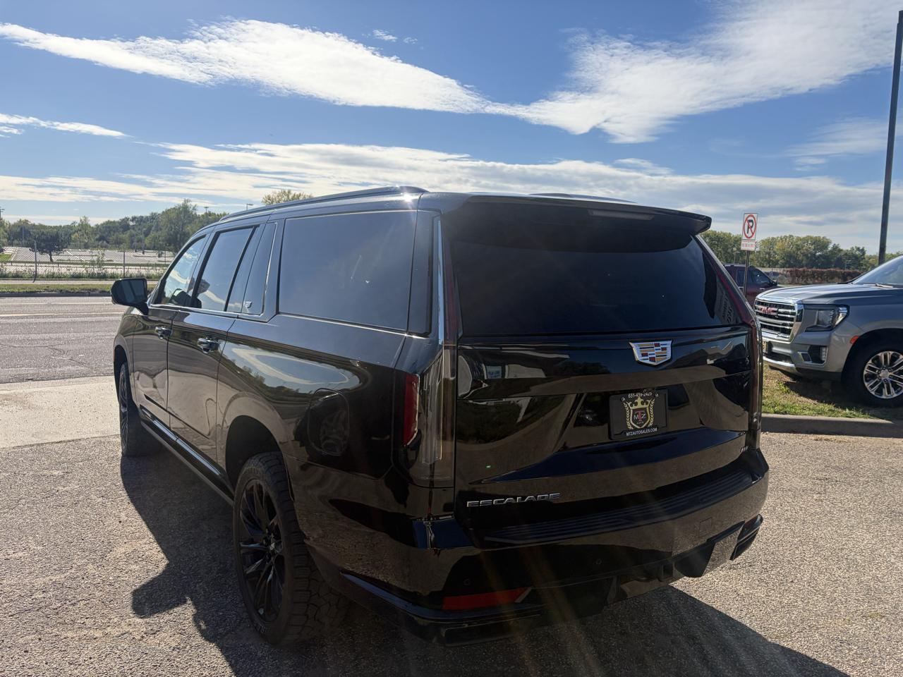 Cadillac Escalade ESV 4WD 4dr Sport Platinum 2021