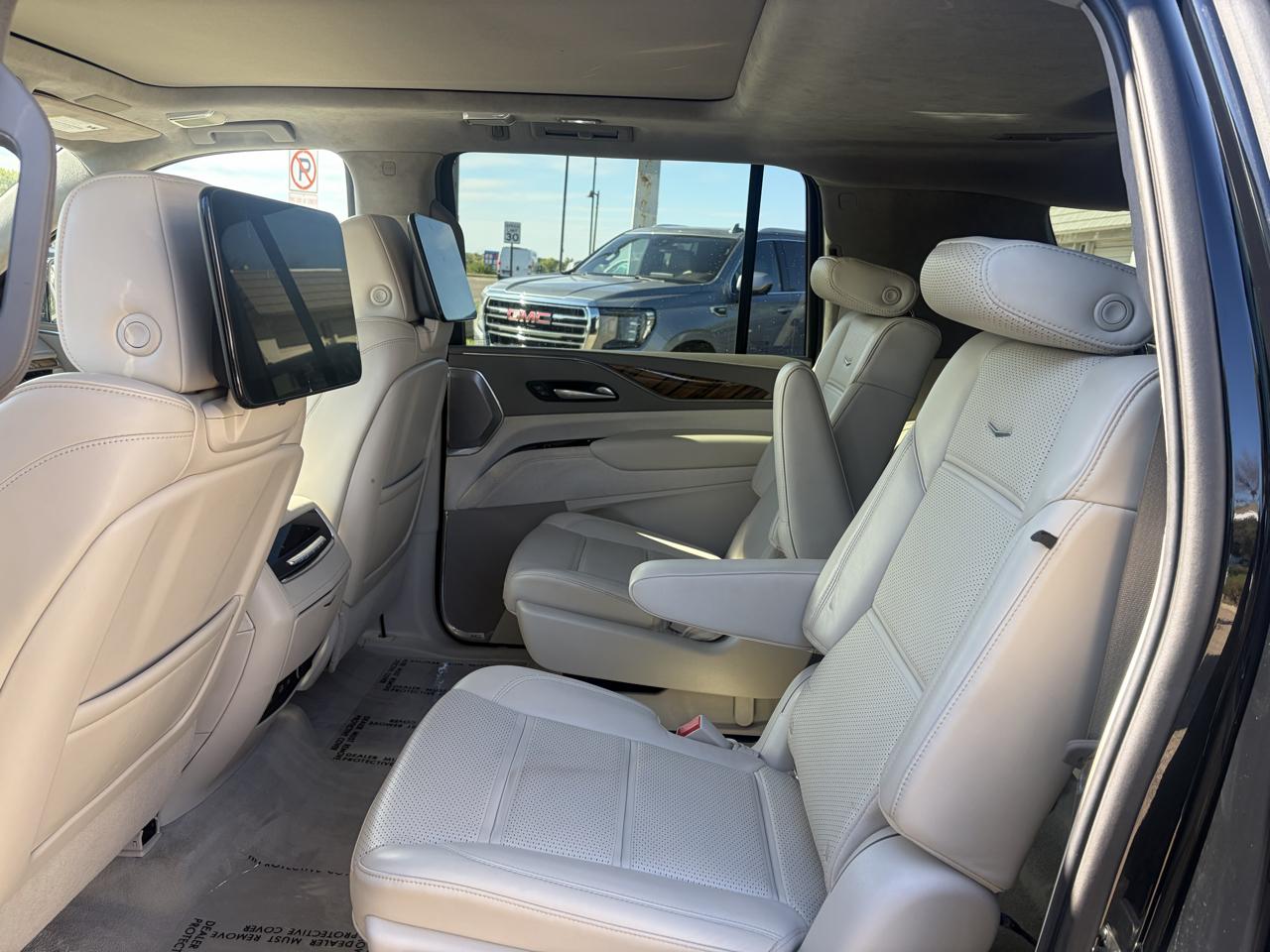 Cadillac Escalade ESV 4WD 4dr Sport Platinum 2021