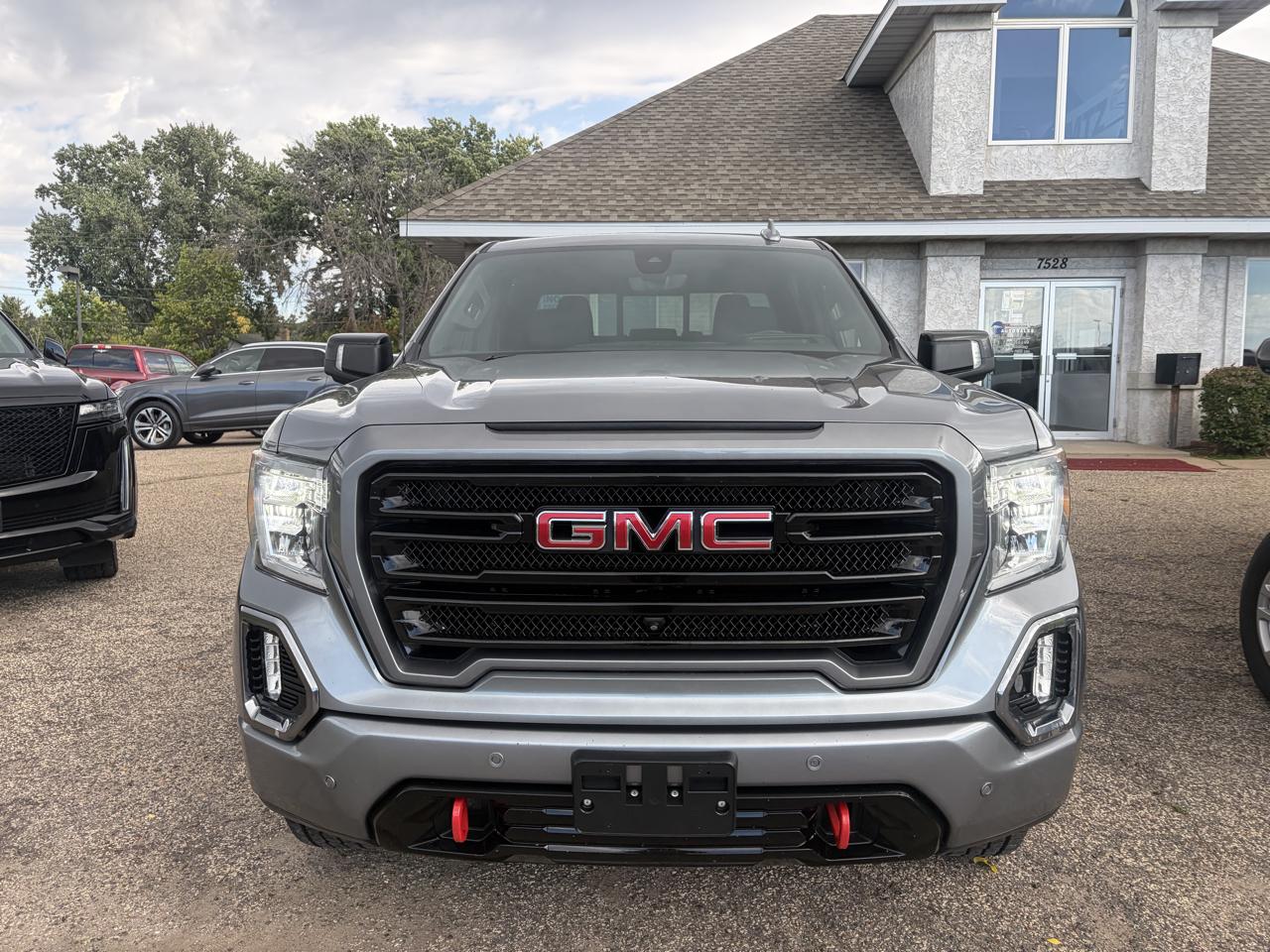 GMC Sierra 1500 4WD Crew Cab 147" AT4 2020