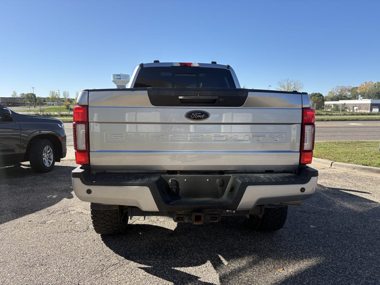 Ford Super Duty F-250 SRW Lariat 4WD Crew Cab 6.75' Box 2022