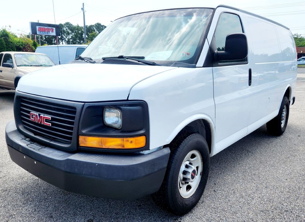 2013 savana cargo van