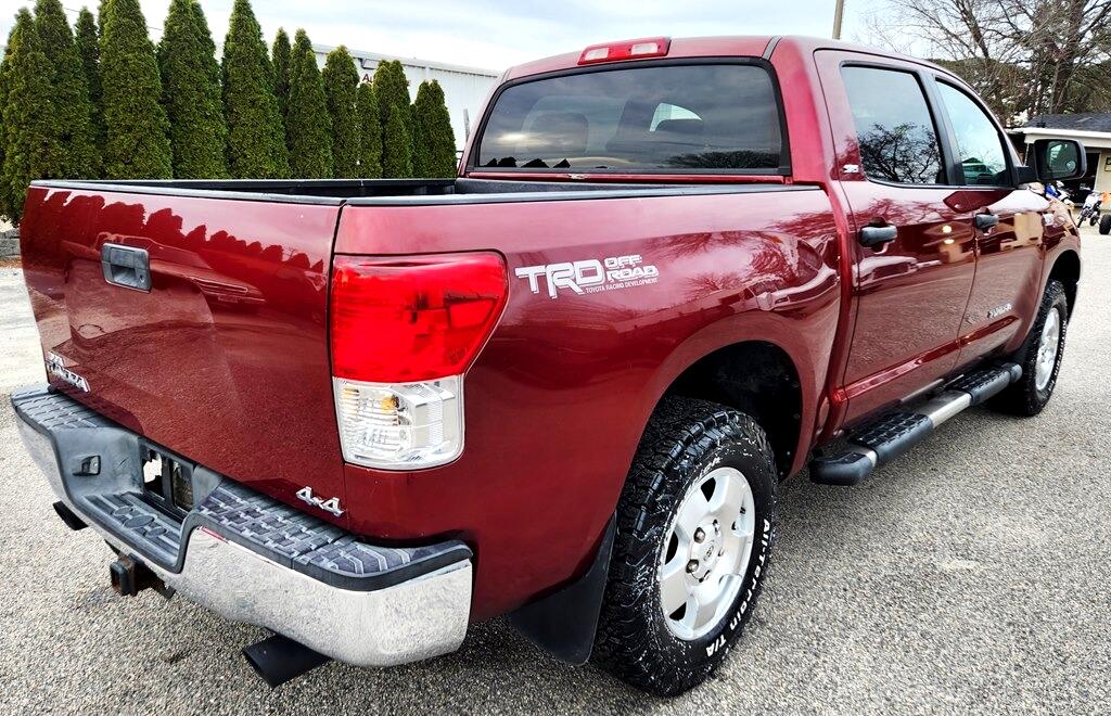 Toyota Tundra Tundra-Grade CrewMax 5.7L 4WD 2010