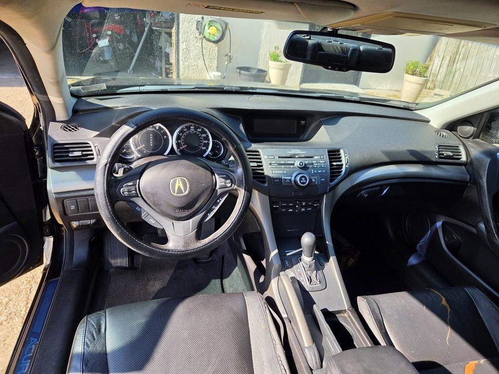Acura TSX 5-speed AT 2010