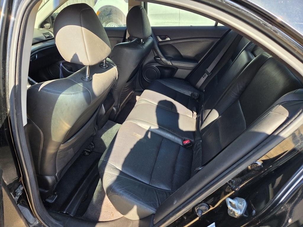 Acura TSX 5-speed AT 2010