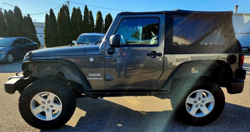 Jeep Wrangler Sport 4WD 2017