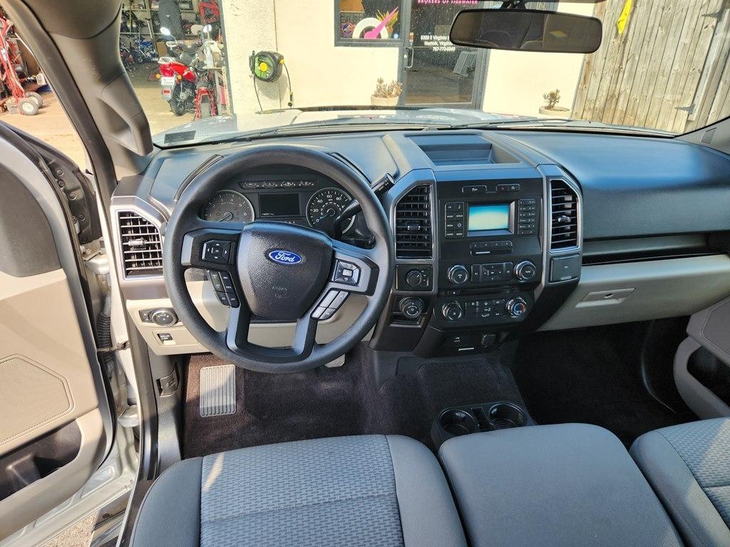 Ford F-150 XL SuperCrew 6.5-ft. Bed 4WD 2017