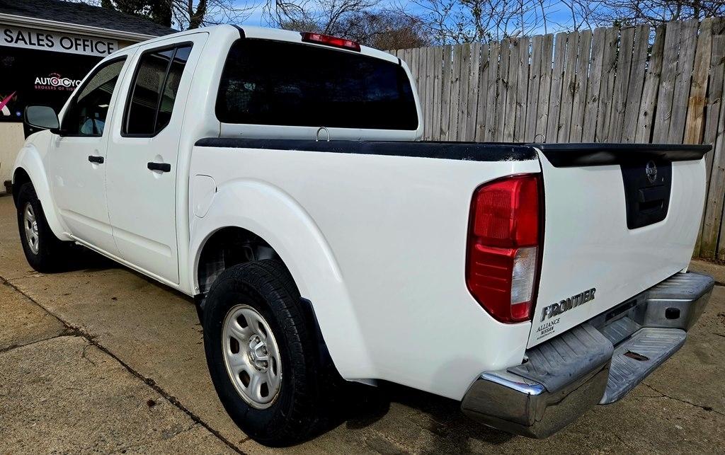 Nissan Frontier SL Crew Cab 4WD 2014