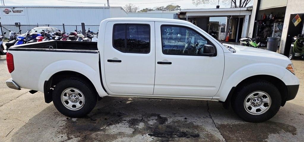 Nissan Frontier SL Crew Cab 4WD 2014