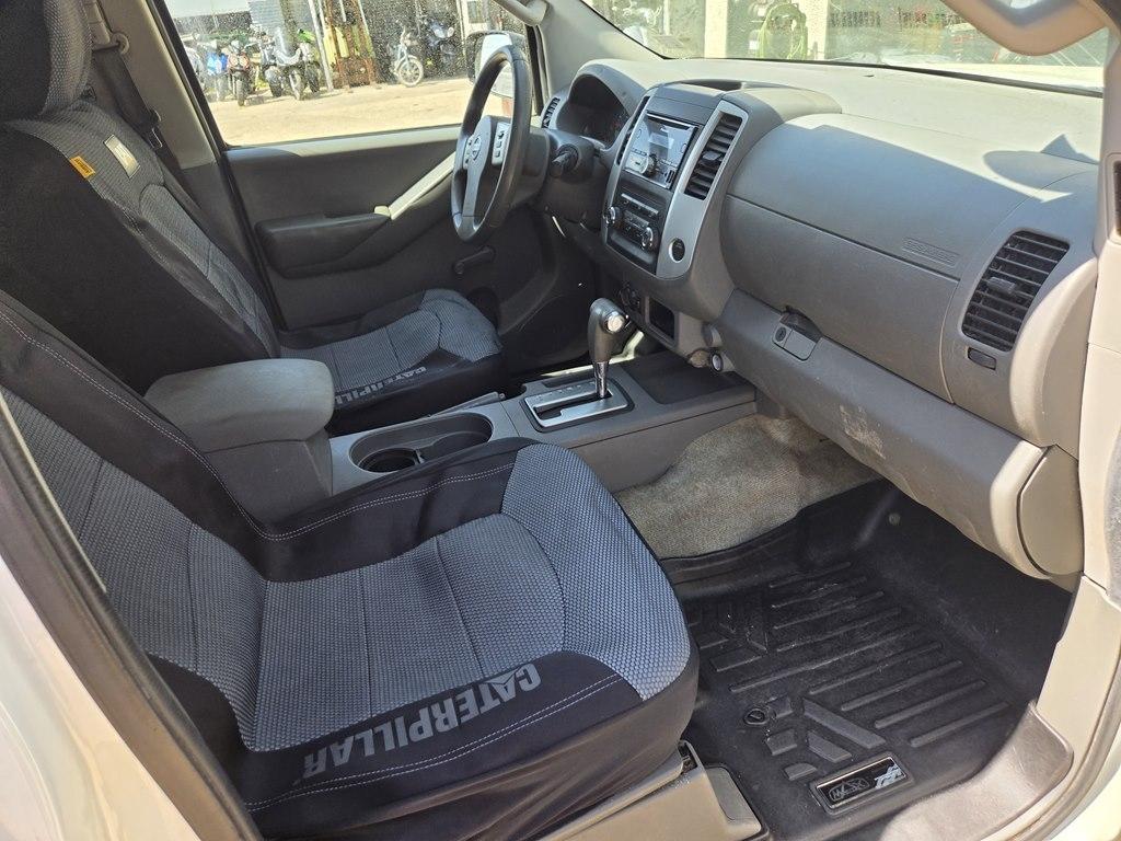 Nissan Frontier SL Crew Cab 4WD 2014