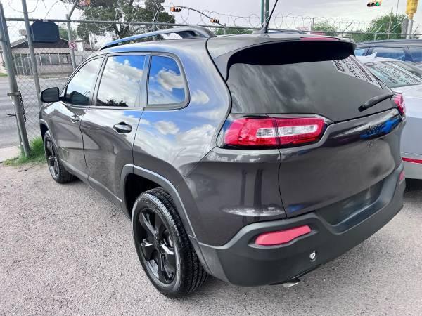 Jeep Cherokee Latitude FWD 2018