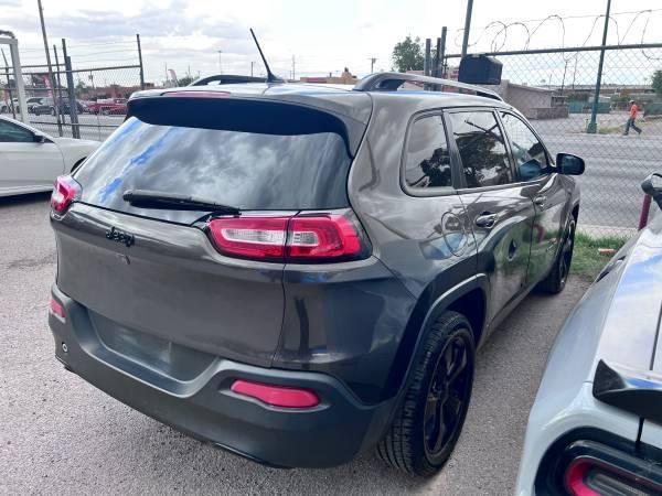 Jeep Cherokee Latitude FWD 2018