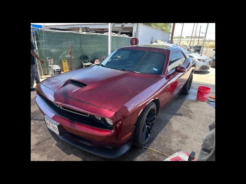 2022 Dodge Challenger R/T Plus