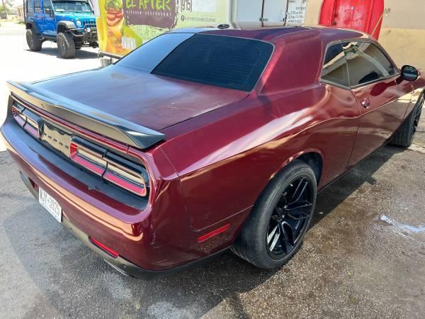 Dodge Challenger R/T Plus 2022