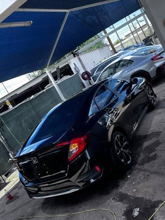Honda Civic LX Honda Sensing Sedan CVT 2020