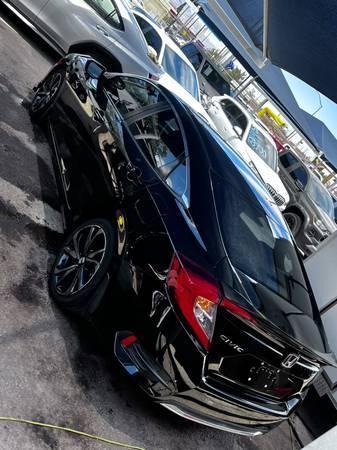 Honda Civic LX Honda Sensing Sedan CVT 2020