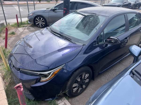 Toyota Corolla LE 2022