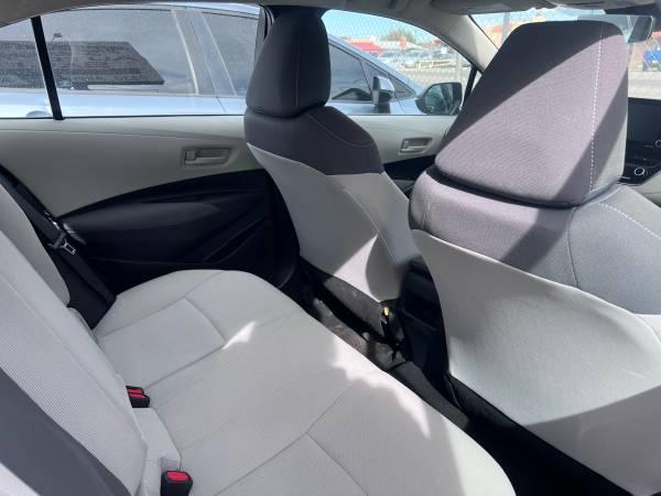 Toyota Corolla LE 2022