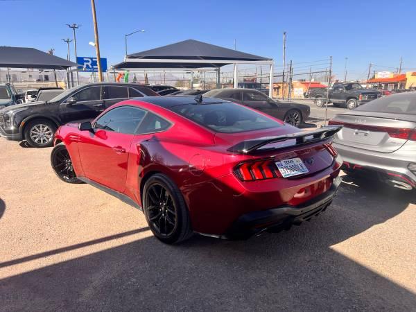 Ford Mustang EcoBoost Coupe 2025