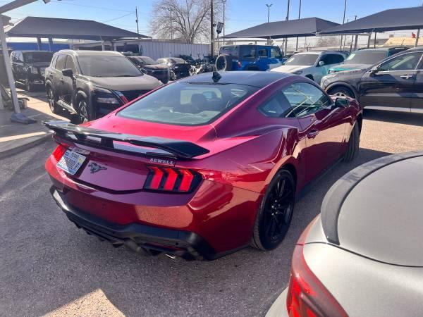 Ford Mustang EcoBoost Coupe 2025
