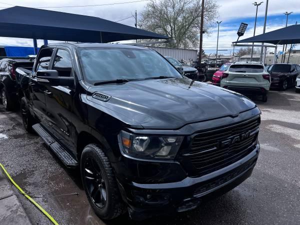 RAM 1500 Big Horn Crew Cab SWB 2WD 2022