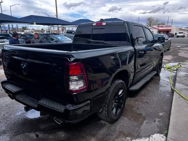 RAM 1500 Big Horn Crew Cab SWB 2WD 2022