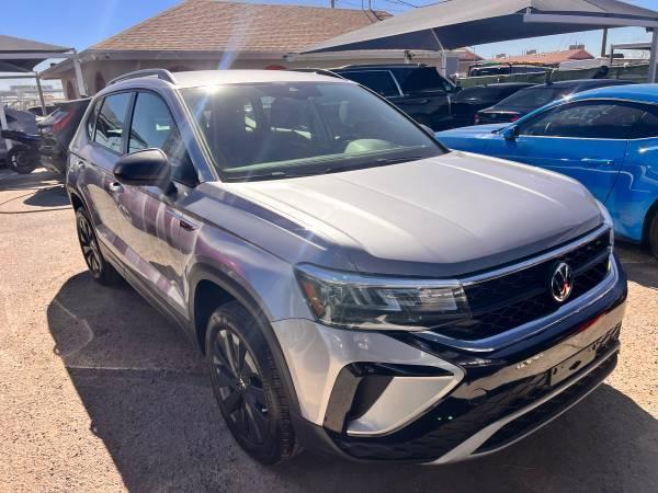 Volkswagen Taos S 2024