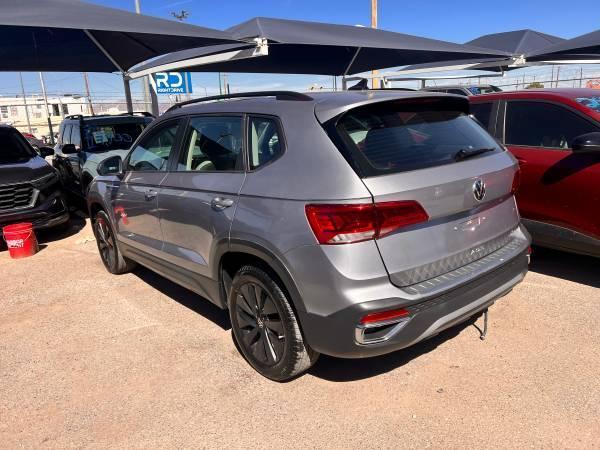 Volkswagen Taos S 2024