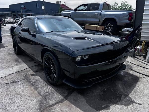 Dodge Challenger SXT 2019