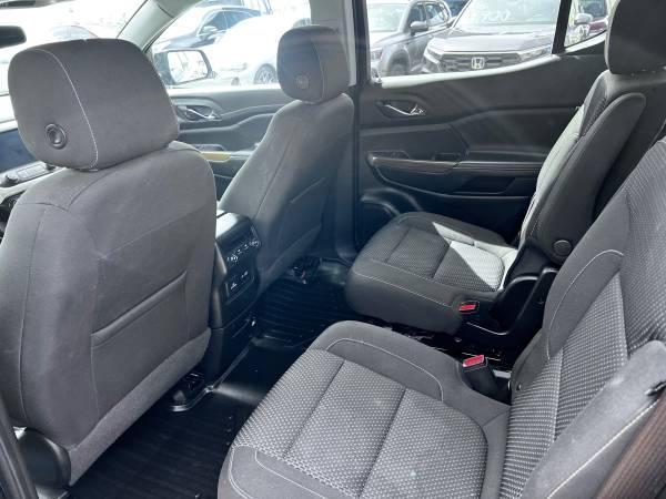 GMC Acadia SLE-1 FWD 2021