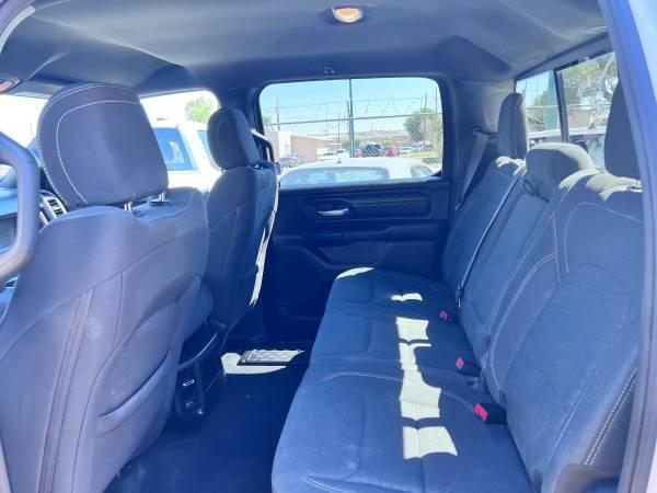 RAM 1500 Tradesman Crew Cab SWB 2WD 2025
