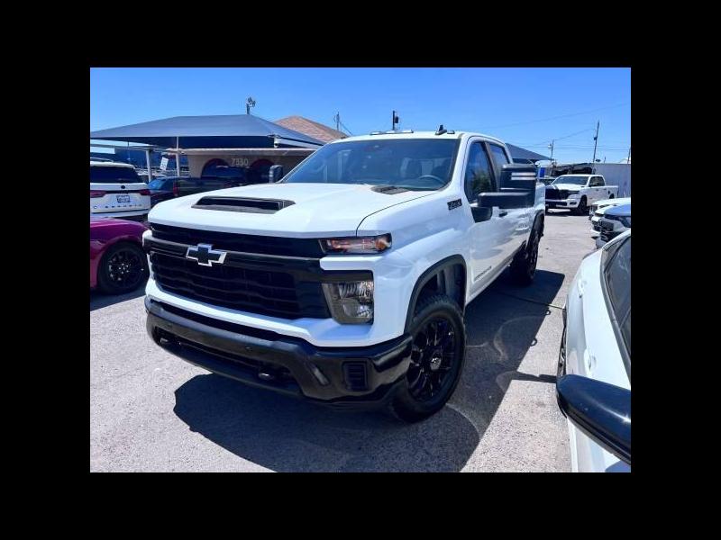 2025 Chevrolet Silverado 2500HD Custom Crew Cab Short Box 4WD