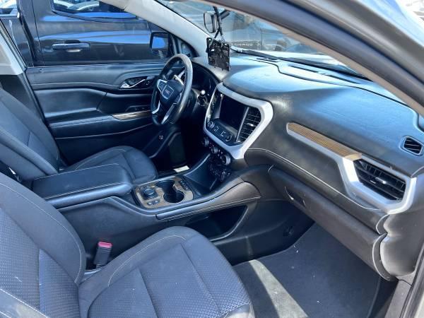 GMC Acadia SLE 2023