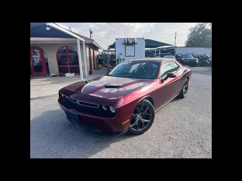 2017 Dodge Challenger SXT