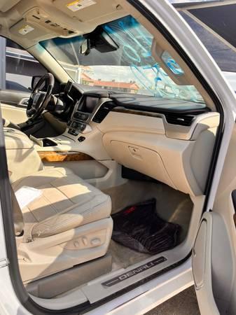 GMC Yukon XL  2016