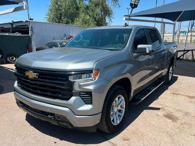 Chevrolet Silverado 1500 LT Crew Cab 4WD 2024