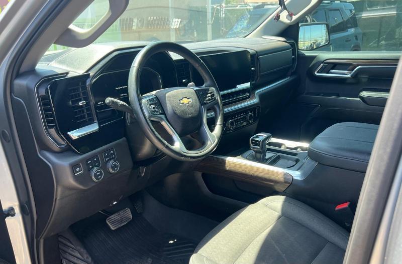 Chevrolet Silverado 1500 LT Crew Cab 4WD 2024