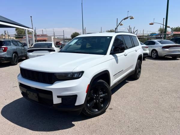 Jeep Grand Cherokee L Laredo 4WD 2023