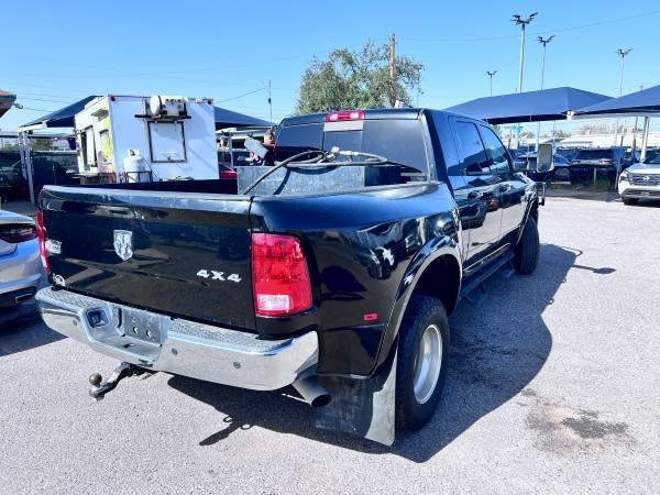 RAM 3500 Laramie Mega Cab 4WD DRW 2012