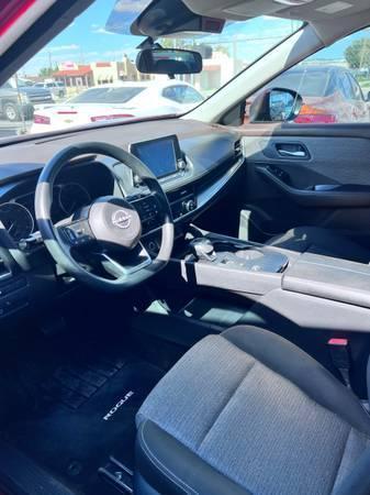 Nissan Rogue photo 5