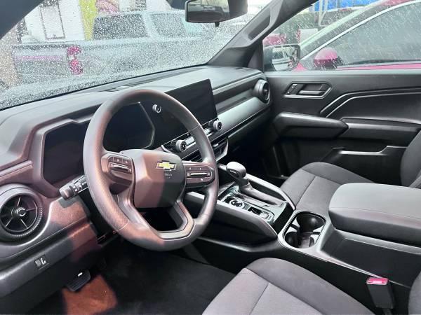 Chevrolet Colorado Work Truck Crew Cab 4WD 2026