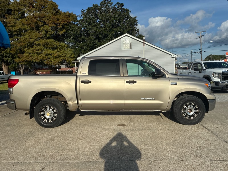 Toyota Tundra SR5 2008