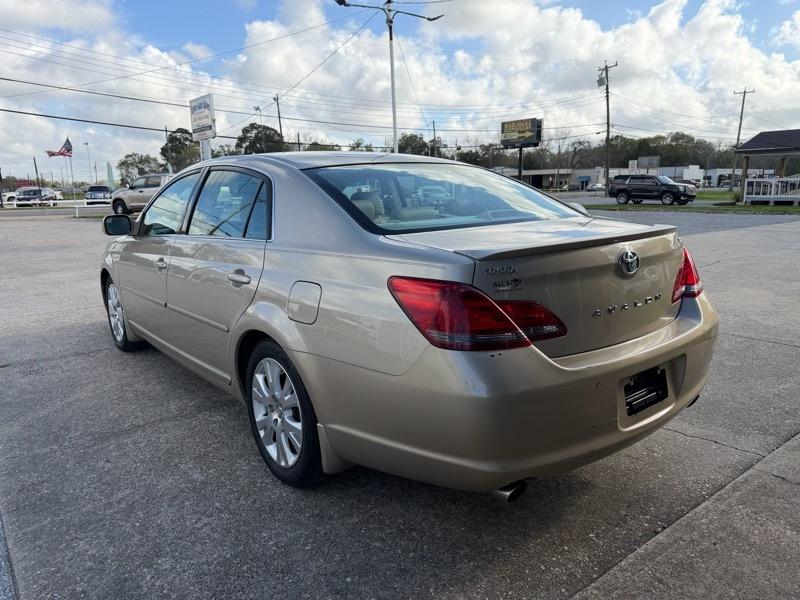 Toyota Avalon XLS 2008