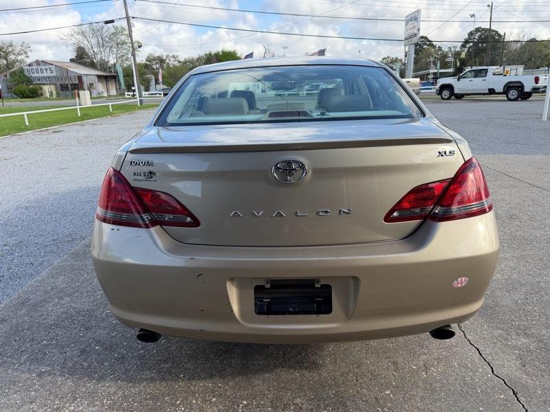 Toyota Avalon XLS 2008