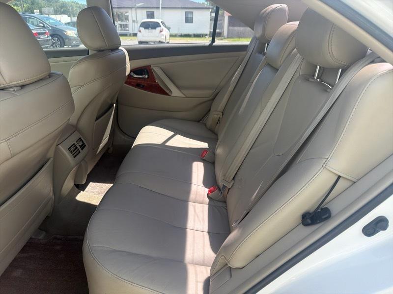 Toyota Camry XLE 2011