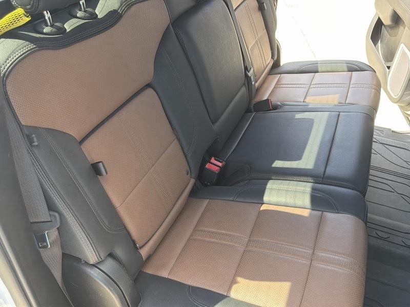 Chevrolet Silverado 1500 High Country Crew Cab 4WD 2023
