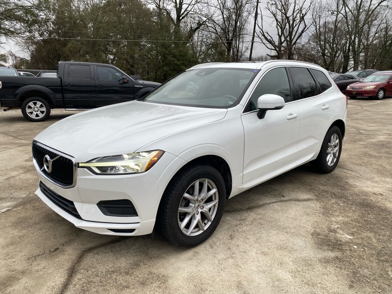 2020 Volvo XC60 T5 Momentum