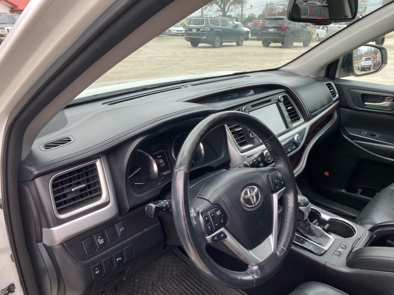 Toyota Highlander Limited AWD V6 2015