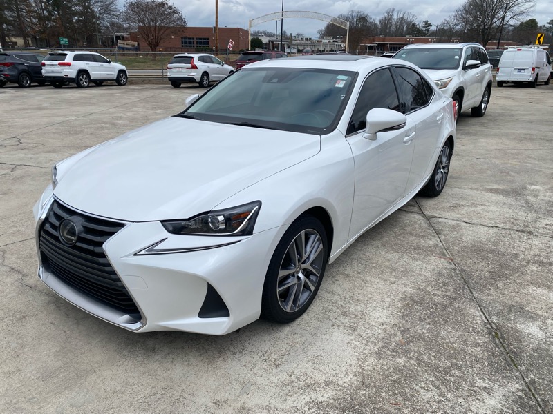 Lexus IS 300 RWD 2020
